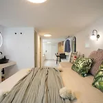 Apartment Hermes Luxury