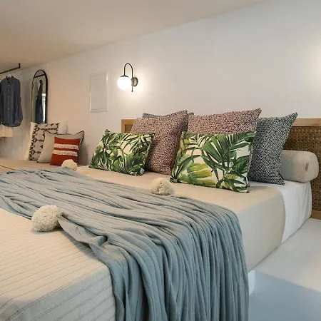 Hermes Luxury Apartamento Naxos City