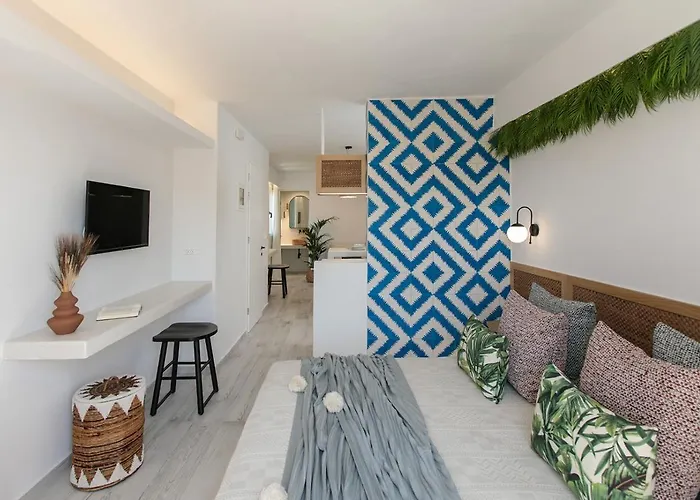 Hermes Luxury Apartment